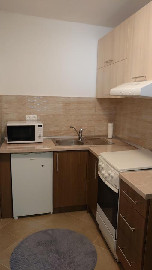 Apartments Tulipan - With Free Private Parking Garage Mostar Exterior foto