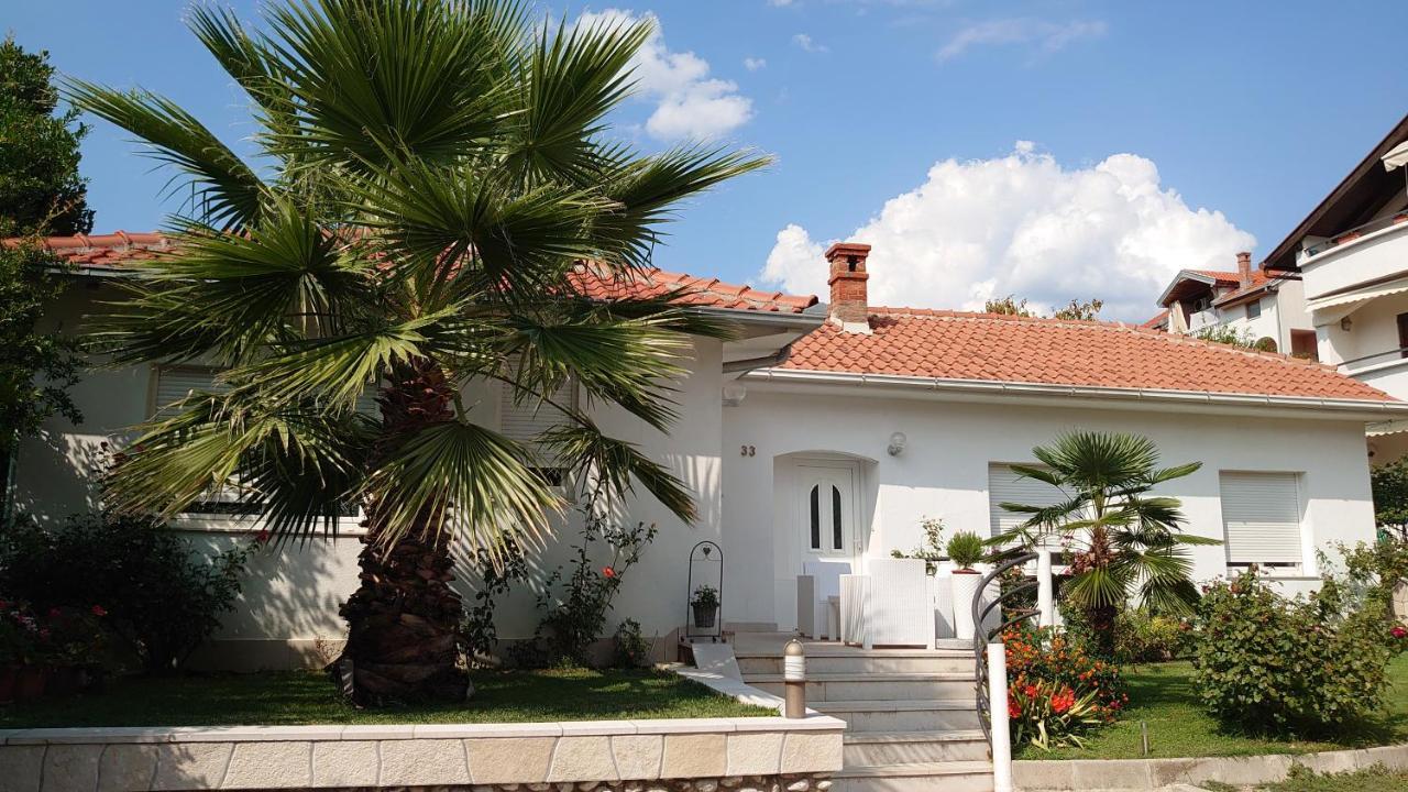 Apartments Tulipan - With Free Private Parking Garage Mostar Exterior foto
